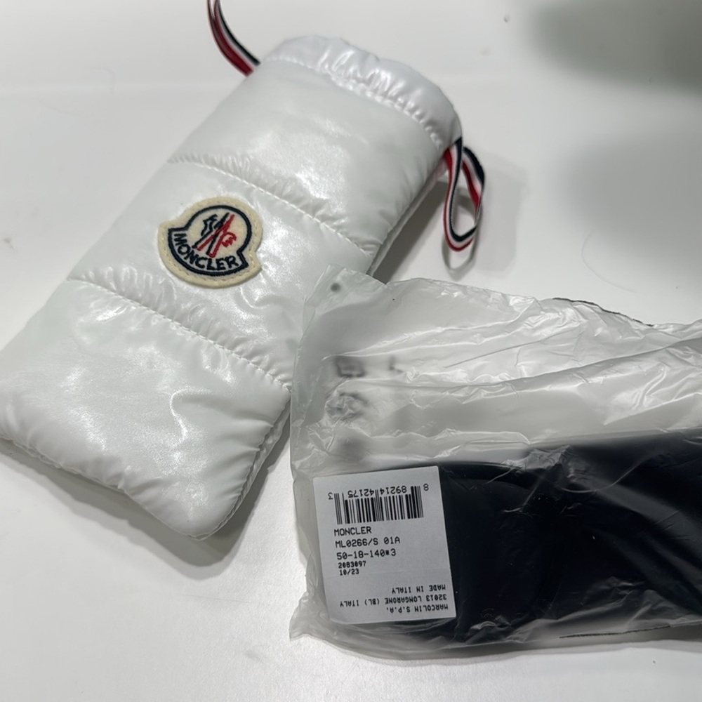 Moncler White Pouch with Black Sunglasses - Picture 2 of 4